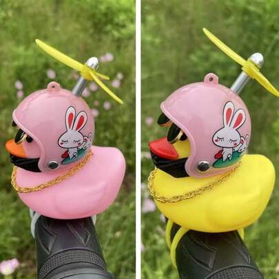 1pc Pink Helmet With Bunny Side Design PVC Rubber Duck, Motorcycle Handle Bar Decor, Comes With Fashionable Glasses, Helmet And Chain Accessories, Suitable For Bicycle And Mountain Bike Handlebars, Fun And Durable Decoration, Great Gift For Friends And Family, Ideal For Duck Enthusiasts