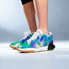 Nike 青少年篮球鞋 Air Zoom 缓震户外运动鞋透气舒适训练鞋耐穿室内时尚休闲鞋 FN4305-900