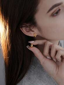 JOJELOO 18K 镀金几何环形耳环 - 雕塑扭曲设计，优雅女士珠宝，新时尚配饰，极简主义造型师的完美礼物 - 金黃色 - 查看 3