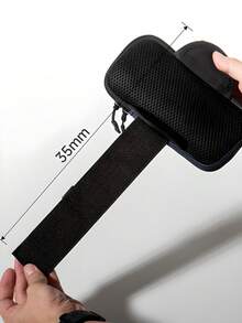 1 Running Phone Arm Bag, Convenient Marathon Waterproof Phone Arm Bag, Outdoor Sports Hiking & Running Arm Band Bag (Can Hold Phones, Supports Headphone Connection, Very Convenient, Super Convenient, Keeps Warm Throughout Winter). It Symbolizes The Protection Of Phones During Outdoor Sports