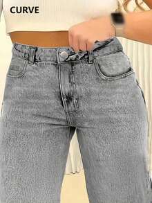 Jeans droits en jean grande taille avec poche boutonnée, détail de fermeture éclair, longueur complète, tissu sans stretch