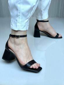 GISELE CLASSIC SANDAL WITH 6CM HEEL - màu đen - Xem 1