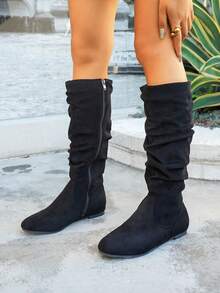 Damskie botki z plisowaną cholewką ze sztucznej skóry, uniwersalny styl z ozdobnym zamkiem błyskawicznym z boku, odpowiednie do strojów jesienno-zimowych i codziennych, kolor czarno-brązowy, miękkie i wygodne, pasujące do wielu stylizacji