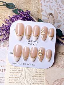 10片手工秋季美甲贴纸，适用于短指甲、杏仁形指甲、法式美甲、金色指甲、白色指甲、粉色指甲、可爱指甲，手工凝胶材质，饰以金色蝴蝶纹理和三段式纹理，不对称3D金色边缘法式美甲贴纸，指甲表面饰有金色蝴蝶结，附赠美甲工具，可重复使用的短指甲贴纸。 - 金色 - 查看 5