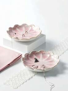 1pc 4.45-Inch Ceramic Flower Petal Jewelry Tray Holder, Storage Dish For Necklaces, Nordic Creative Reactive Glaze Japanese Style High-End Elegant Gradient Lotus Flower Shaped Flat Dish, Suitable For Hotels, Jewelry Stores, Restaurants, Offices, Exhibitions, Kitchens, Living Rooms, Bathrooms, Home Decor, Jewelry, Hair Accessories, Daily Items, Fragrance, Back To School.