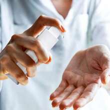 1 件白色真空泵瓶、塑料面霜罐、面膜瓶、化妆品可再填充容器、药膏罐、优质厚塑料分配瓶，适用于面霜、乳液、蜡烛等。 - 茶色 - 查看 5