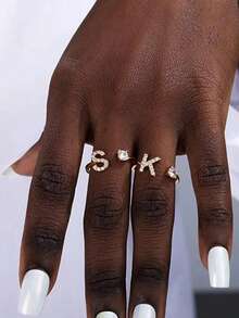 锆石首字母 A-Z 戒指，女士可调节开口戒指，姓名字母表，女性结婚珠宝礼物 - 金黃色 - 查看 3