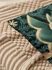 1/2/4 Vỏ gối trang trí cây thông Noel màu xanh lá cây - Vỏ gối mềm mại với họa tiết bông tuyết vàng và cây thông, một mặt, 17,7x17,7 inch, Khóa kéo, Có thể giặt bằng máy, Hoàn hảo để trang trí nhà ngày lễ, Gối Giáng sinh - màu xanh lá - Xem 7