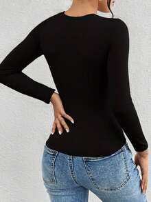 女士秋季长袖上衣内衣衬衫，超薄保暖舒适长袖圆领无痕修身高弹力打底衫，休闲纯色轻薄保暖秋冬季基础款打底衫 - 黑色 - 查看 3