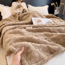 1pc Thick Bohemian Style Heart & Letter Jacquard Faux Fur Fleece Blanket, Soft & Warm, Dual-Use As Bedding, Throw, Decor For Living Room, Bedroom, Dorm, Office, Car, Travel, Picnic, Party, All Seasons