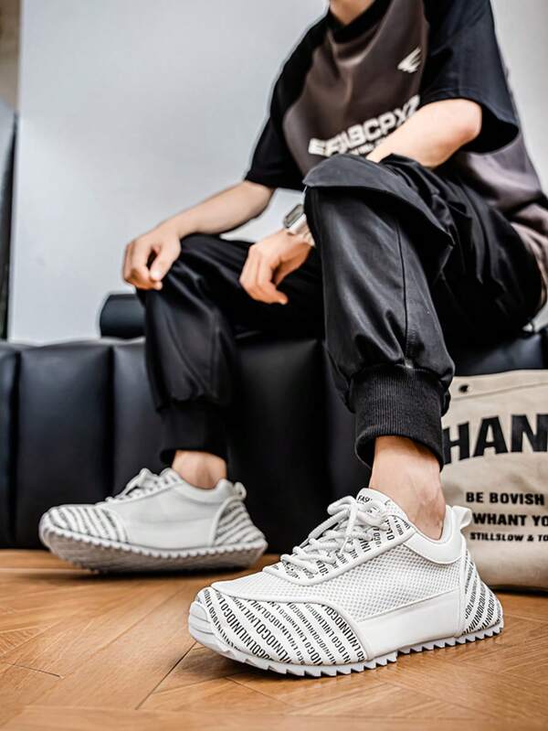 Zapatos deportivos casuales de malla transpirable, estilo coreano de zapatillas de ocio para hombres, nueva colección verano 2025