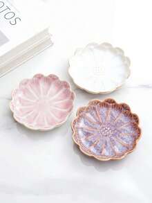 1pc 4.45-Inch Ceramic Flower Petal Jewelry Tray Holder, Storage Dish For Necklaces, Nordic Creative Reactive Glaze Japanese Style High-End Elegant Gradient Lotus Flower Shaped Flat Dish, Suitable For Hotels, Jewelry Stores, Restaurants, Offices, Exhibitions, Kitchens, Living Rooms, Bathrooms, Home Decor, Jewelry, Hair Accessories, Daily Items, Fragrance, Back To School.