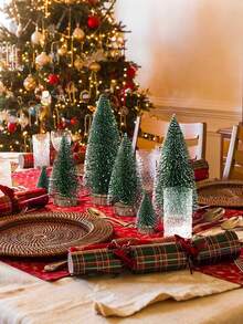 4pcs-Mini Christmas Tree Christmas Decorations Artificial Christmas Garland 4 Sizes Available Christmas Tree Bottle Brush Tree Christmas Party Holiday Table Decor Room Decor Christmas Holiday Decorations (Green)