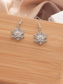 1 par de pendientes únicos de copo de nieve navideño, diseño delicado y de moda, adecuados para uso diario