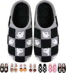 Pantuflas de calabaza de felpa acogedoras de Halloween, diseño esponjoso antideslizante - Cuadros negros - Ver 1