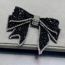 1 Piece Of Fashionable Black Shiny Rhinestone-Studded Bow Tie Brooch For Women, Suitable For Parties, Gift-Giving, Stage Performances, Wedding Hosts, Collar Accessories, Women's Accessories, Teacher Gifts, And Women's Neckties.