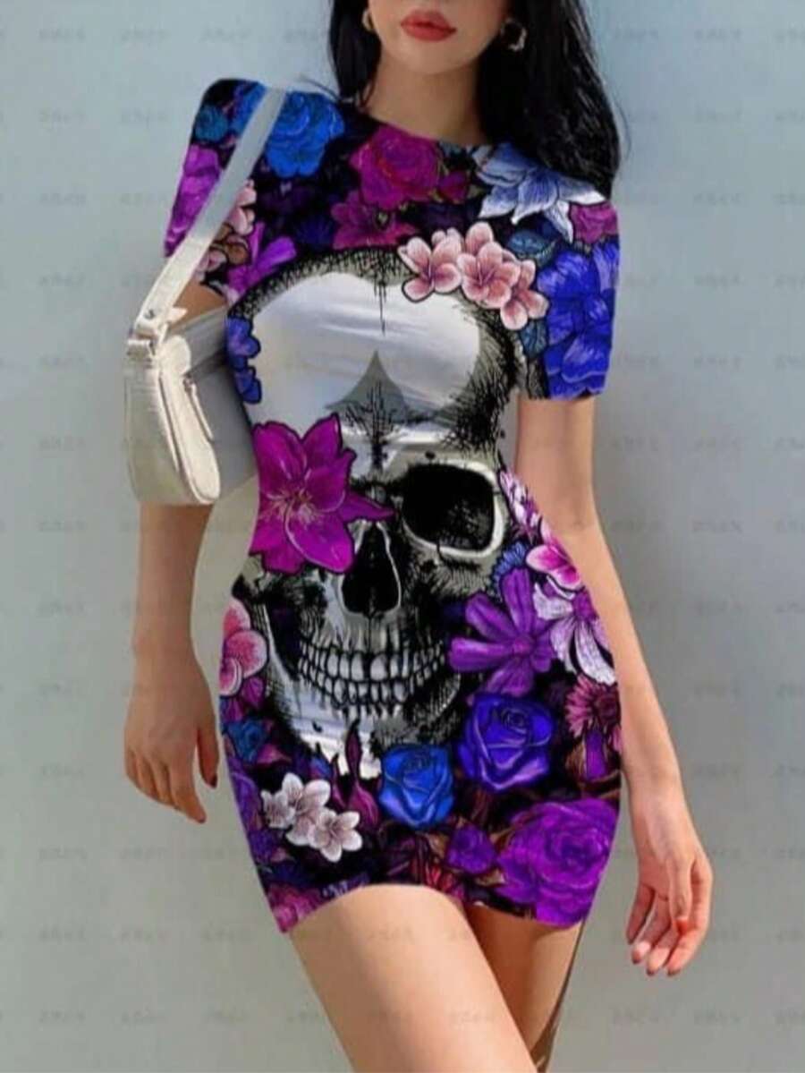 Vestido corto ajustado para dama unitalla 32 34 con estampado de calaveras coloridas y catrina floral ideal para Día de Muertos y Halloween, manga corta, mini vestido cómodo y femenino, prenda ligera de una sola pieza que estira ligeramente, no se transparenta, no se despinta al lavar, perfecto para fiesta temática, disfraces, reuniones, salidas nocturnas o uso casual, diseño llamativo que realza la silueta y combina con accesorios para un look único y original - Flores Moradas - Ver 1