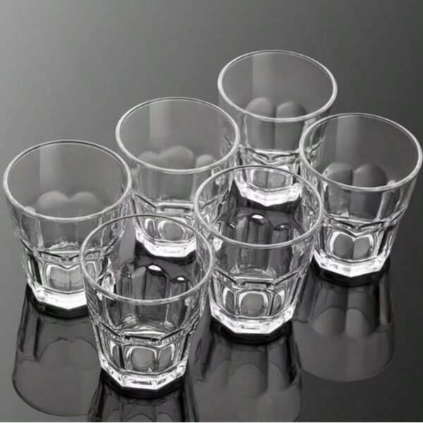 Extragroßes, kristallklares, geschnitztes Glas, 6er-Pack mit dickem Boden, stielloses Weinglas, Whiskyglas, Wasserglas mit hohem Schaft und imitiertem Vintage-Schliffmuster, Mehrzweck-Saftglas, Bierglas, Cocktailglas, Weinglas, Becher für eisgekühlte Kaltgetränke, Teebecher, Milchbecher, Haushaltsgeschirr, speziell für Restaurants und Bars, bruchsicheres, hitzebeständiges Glas, Geschenkbox für Partys und Essen, klassisches geschnitztes Design, kratzfester und rutschfester transparenter Trinkbecher, Frühstücksbecher, Bürobecher, die erste Wahl als Geschenk.