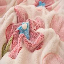 1pc Snowflake Fleece Floral & Cartoon Print Pink Duvet Cover, Warm & Reversible For Bedroom Bedding, Suitable For Spring, Autumn & Winter