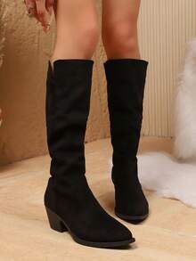 1 paire de bottes mi-mollet en tissu de couleur unie, décontractées. Bottes élastiques plissées, à bout pointu et talon épais. Convient pour les fêtes, le bureau, les mariages, l'automne/l'hiver - Noir - Voir 2