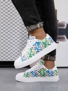 Unisex Graffiti Lace-Up Skateboard Shoes, Versatile Casual Fashion Sneakers For Couples, Suitable For All Seasons