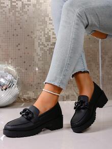 2025 Nuovi mocassini con suola spessa e tacco chunky, scarpe da donna piatte versatili e alla moda con punta tonda, scarpe casual comode slip-on con decorazione a farfalla