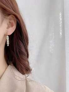 مجموعة مجوهرات 3 قطع من تصميم بسيط تتكون من قلادة، أقراط، وسوار من اللؤلؤ والقمح، طراز أنيق