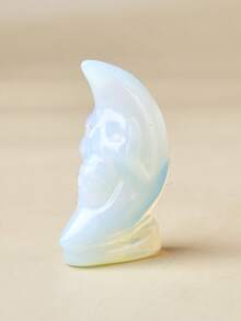 Exquisite Natural Crystal Carving Moon Skull Unique Design, Healing Crystal, Stones Containing Energy, Energy Healing Meditation Stone, Perfect For Home Decor & Gift Giving, For Pocket Decoration, For Holiday Gift, From The Brand CUPIDCRYSTAL