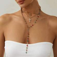 Set de 3 collares con colgante de cruz y Jesús vintage con relieve, decoración de rhinestones de colores, collar largo adecuado para uso diario, fotografía callejera y regalo del Día de la Ascensión. La longitud de la cadena es personalizada y la combinación de colores de los rhinestones es aleatoria.