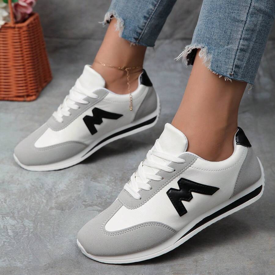 New Style Of Small White Shoes, Fashionable And Versatile For Female Students, Thick-Soled Height-Increasing Sports Shoes, Casual Shoes, Large Size - màu đen - Xem 1