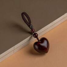 Llavero de sándalo con forma de corazón hecho a mano, llavero de madera para parejas, regalo perfecto para hombres y mujeres, ideal para Navidad o el Día de San Valentín