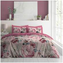 VELVETIO Goldie Printed Duvet Set Reversible Bedding Soft And Smooth Quilt Cover With Matching Pillowcase - Multicolor - View 3