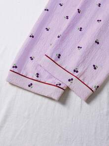 3pcs Bubble Crinkle Cherry Print Women Pajama Set - Short Sleeve Button Collar Top And Shorts + Long Pants - 紫羅蘭色 - 查看 4