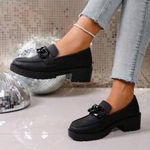 2025 Nuovi mocassini con suola spessa e tacco chunky, scarpe da donna piatte versatili e alla moda con punta tonda, scarpe casual comode slip-on con decorazione a farfalla