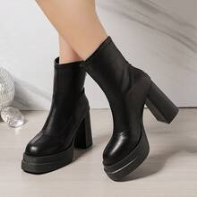 女秋冬新款时尚拉链粗跟防滑优雅个性成熟淑女性感短靴踝靴