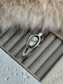 1pc Women's Elegant Oval Design Green Dial Silver & Gold Tone Fashion Casual Watch Bracelet Style - Silver - View 4