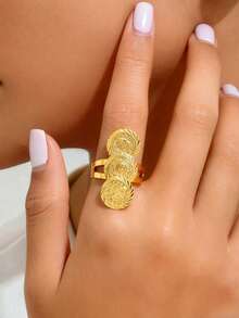 خاتم مطلي بالذهب عيار 18 قيراط بنمط غير متماثل للنساء