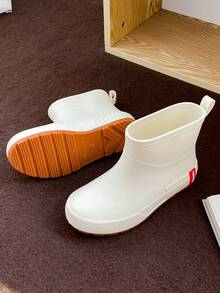 1 双女士纯色短款雨靴，运动型雨鞋，适合户外徒步，轻便时尚涉水靴（尺码偏小一码）