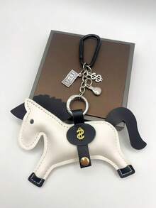 1 件全新皮革马吊坠装饰优雅可爱的马装饰女士手提包单肩包背包寓意“财富来得快”多色可选适合所有季节的贴心礼物 Y2K