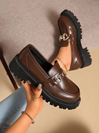 2025年春秋季新款厚底玛丽珍乐福鞋，英伦风休闲女鞋