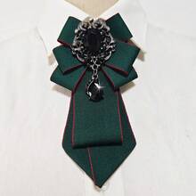 Nơ cài áo, trâm cài, cà vạt bướm và hoa cài áo thời trang cao cấp dành cho cả bé trai và bé gái. Có dây chun giúp dễ dàng đeo và tháo. Phù hợp cho chú rể và phù rể, phù hợp mặc trong các buổi tiệc và hộp đêm, cũng như để phối đồ hàng ngày. - cà vạt - Xem 21