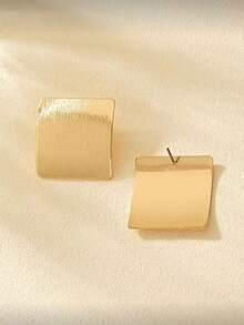 1 Pair Fashionable Minimalist Geometric Stud Earrings