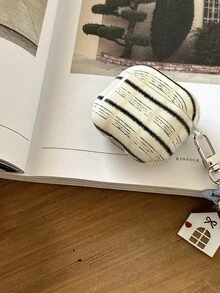 Niche Vintage Black Striped Minimalist Style 4th Generation Earphone Case Compatible With Apple 2nd Generation Bluetooth Earphone Shell 3rd Generation New Protective Case Leather Strap Pendant Airpodspro2 Case - Black and White - View 4