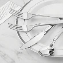 150/75/50/25/20/10/2 pièces Set de cuillère/fourchette/couteau réutilisables en argent pour gâteau/salade, convient pour les fêtes, l'extérieur, les rassemblements familiaux, les mariages, les festivals, les ustensiles pour gâteaux et salades, les restaurants, la cuisine