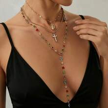 Set de 3 collares con colgante de cruz y Jesús vintage con relieve, decoración de rhinestones de colores, collar largo adecuado para uso diario, fotografía callejera y regalo del Día de la Ascensión. La longitud de la cadena es personalizada y la combinación de colores de los rhinestones es aleatoria.