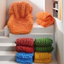 1Pc Chunky Knit Throw Blanket Measuring 40*52Inch, Made With Thumb Yarn Suitable For Arm Knitting, Knit Throw Is Perfect For Livingroom Decor Or Bohemian Styling. It Features A Thick Yarn Knit Blanket Suitable For Sofas Or Beds (Multicolor)