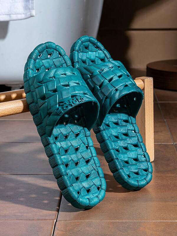 Sandales d'été épaisses à la mode pour femmes, simples et polyvalentes, en EVA antidérapante. Idéales pour la maison, la salle de bain, le dortoir.