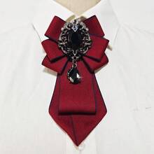 Nơ cài áo, trâm cài, cà vạt bướm và hoa cài áo thời trang cao cấp dành cho cả bé trai và bé gái. Có dây chun giúp dễ dàng đeo và tháo. Phù hợp cho chú rể và phù rể, phù hợp mặc trong các buổi tiệc và hộp đêm, cũng như để phối đồ hàng ngày. - cà vạt - Xem 16