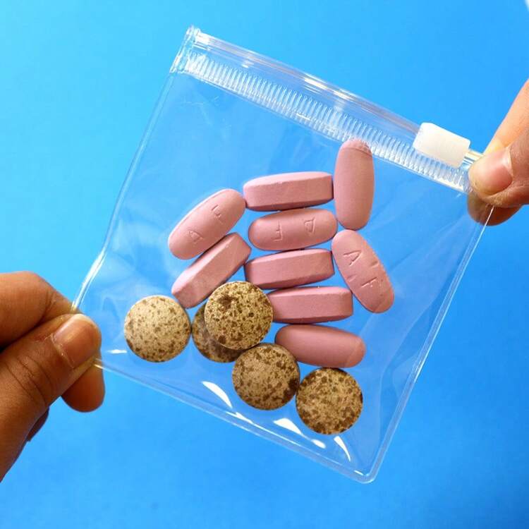 10pcs Japan Jewelry Storage Roll – Reusable Jewelry Organizer Pouch With Zipper, Self-Sealing Travel Medicine Bag, Portable For Daily & Travel Use PVC Antioxidant Transparent Jewelry Bags, Dust-Proof And Oxidation Resistant Jewelry Bags, Rust Proof Jewelry Bags, Self Sealing Jewelry Packaging Bags, Mini Transparent Jewelry Storage Bags, Portable Packaging Bags, Used For Packaging Jewelry Rings, Earrings - Clear - View 5