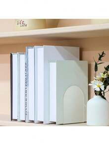 2个/4个亚克力书挡，书架书挡（带一层白色保护膜，使用时请撕掉），透明书挡，可用于收纳家居/办公用品和书籍